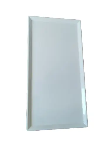 AR21-13 Assiette Rectangulaire Blanche